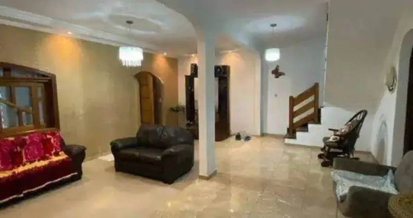 Casa com 4 quartos para alugar na Rua José Lobo, Jardim Maria Adelaide, São Bernardo do Campo