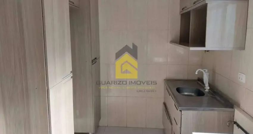 Apartamento à venda no bairro Santa Terezinha, com 53m² e 2 dormitórios.