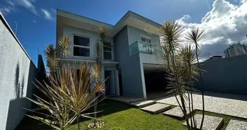 Sobrado para venda tem 408 m² 6 suítes Piscina e Churrasqueira Vila Oliveira - Mogi das Cruzes - SP