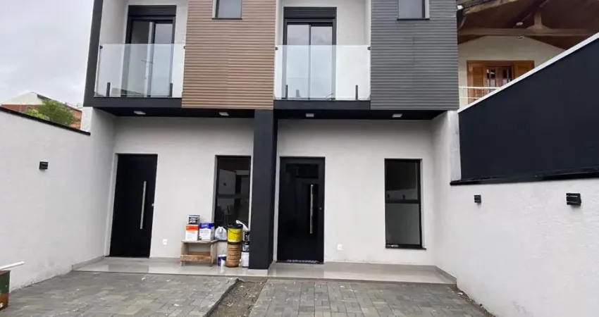 LINDO sobrado para venda possui 85 m² com 2 suítes no  Jd Nathalie / Jd Paraiso