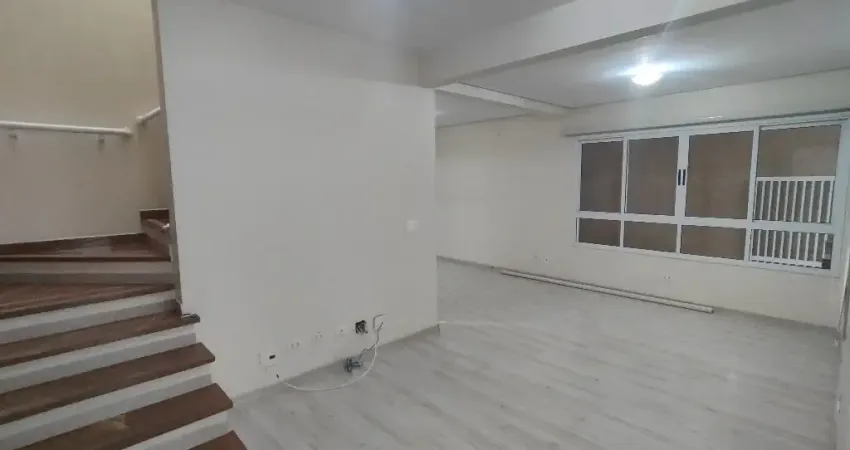 LINDA casa no Condomínio Maison Du Vert para locação 180 m² 4 quartos 2 suítes