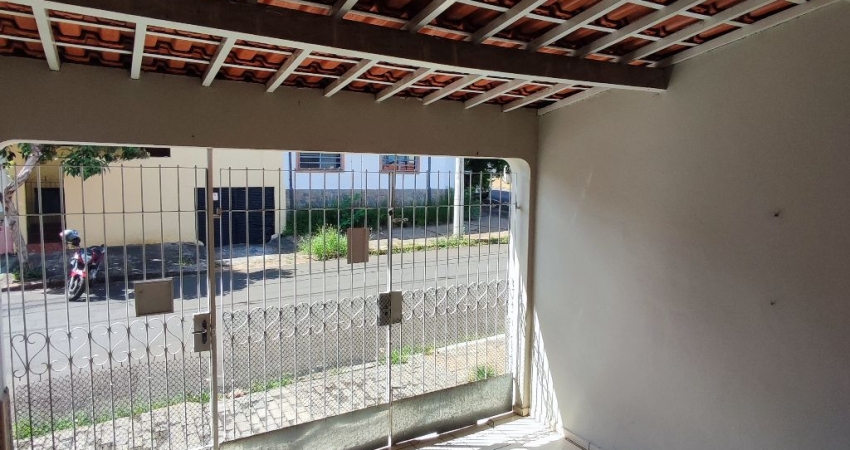 Casa com 2 quartos à venda na Rua Luiz de Queiroz, 738, Centro, Piracicaba