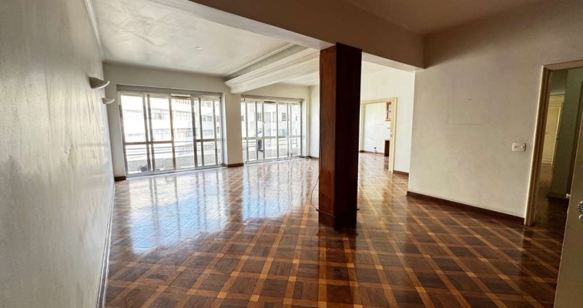 Imperdível! Apartamento à venda em Higienópolis, SP: 3 quartos, 1 suíte, 3 salas, 3 banheiros, 203m². Victor Kumpera, janelões, próximo ao Shopping.