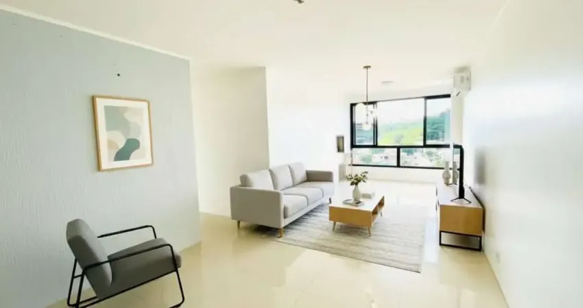 Apartamento com 3 quartos à venda na Avenida Ipiranga, 8400, Jardim Carvalho, Porto Alegre