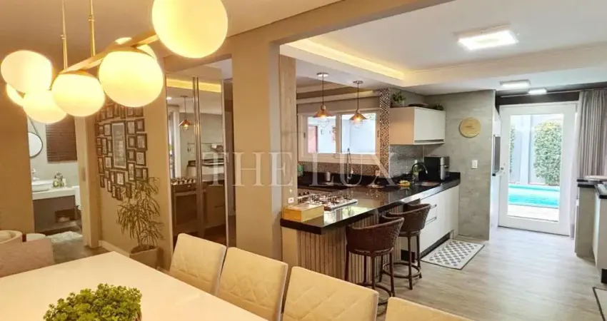 Casa para Venda em Joinville, Saguaçú, 3 dormitórios, 1 suíte, 3 banheiros, 3 vagas