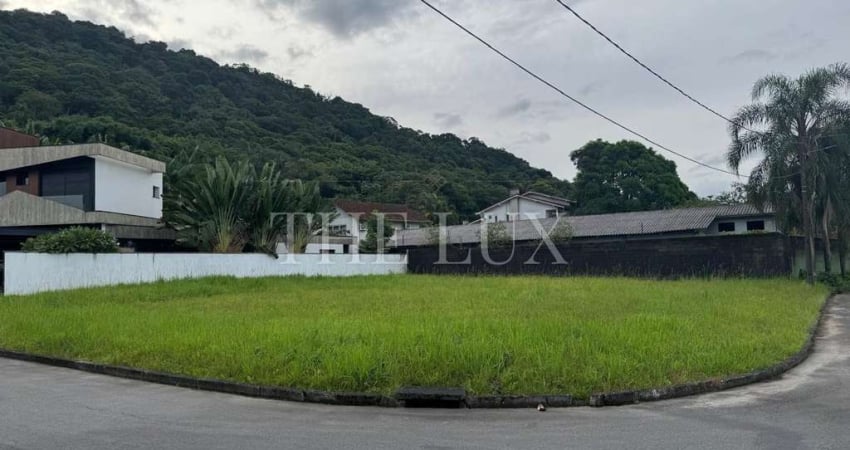 Terreno à venda na Rua Presidente Vargas, 146, Pirabeiraba, Joinville