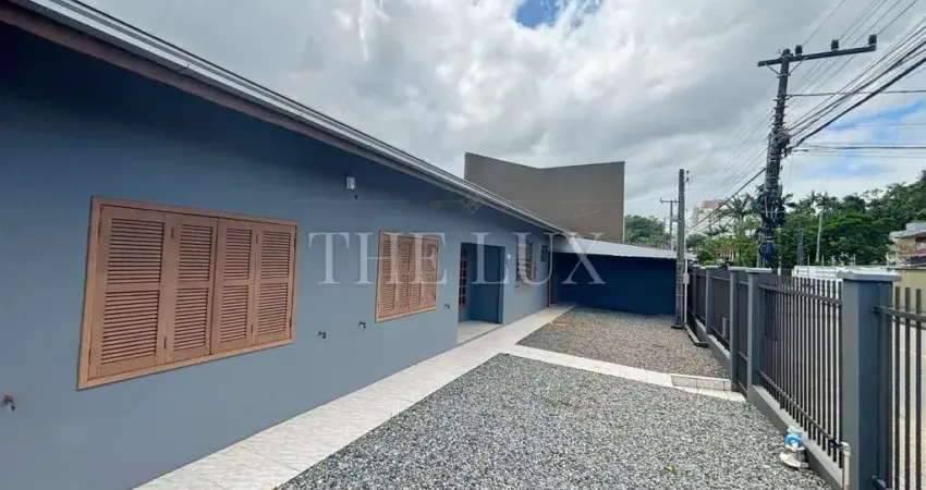 Casa para Venda em Joinville, Anita Garibaldi, 2 dormitórios, 1 banheiro