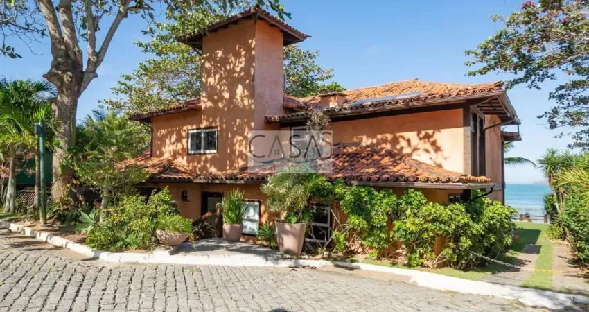 Maravilhosa casa 5 quartos frontal mar Praia de Geribá Armação de Búzios