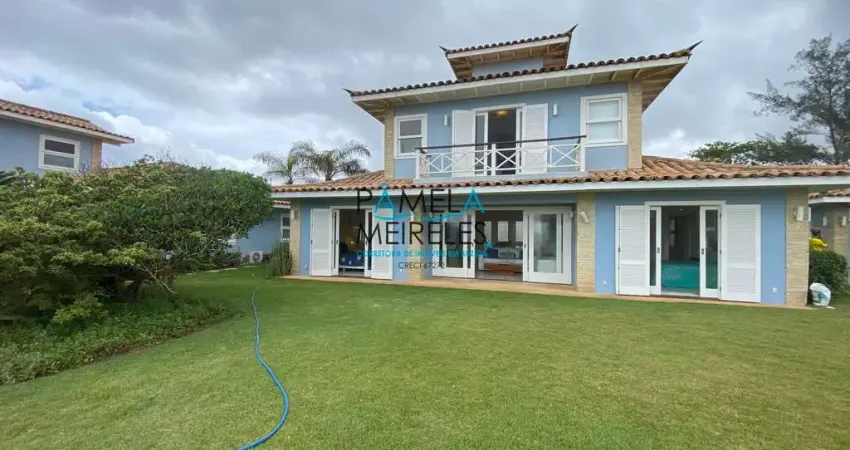 Casa Mansão 3 quartos pé na areia em Maguinhos Armação de Búzios
