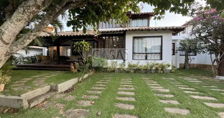 Ótima casa 4 quartos no centro Armação de Búzios