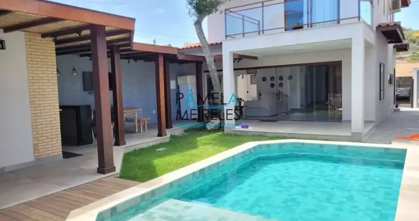 Linda casa 4 quartos duplex independente em Geribá