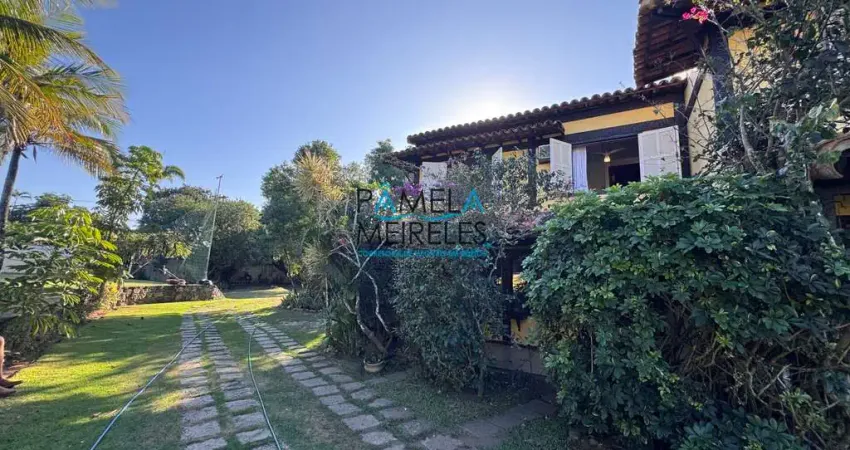 Linda casa 4 quartos poucos passos da Praia de Geribá Armação de Búzios
