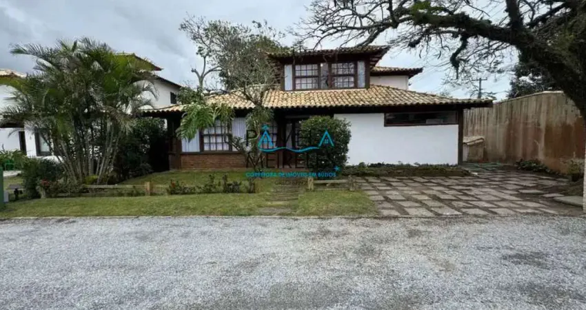 Ótima casa 5 quartos próxima praia de manguinhos armação de búzios