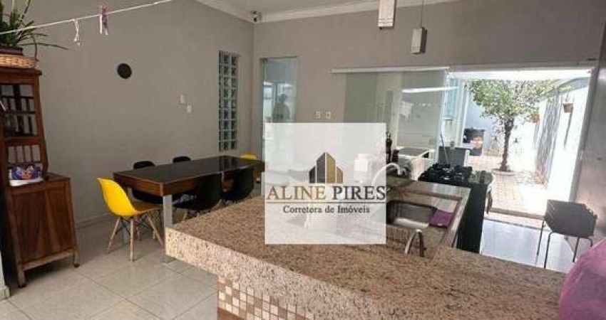 Casa com 3 quartos à venda na Rua Duque de Caxias, Centro, Araçatuba