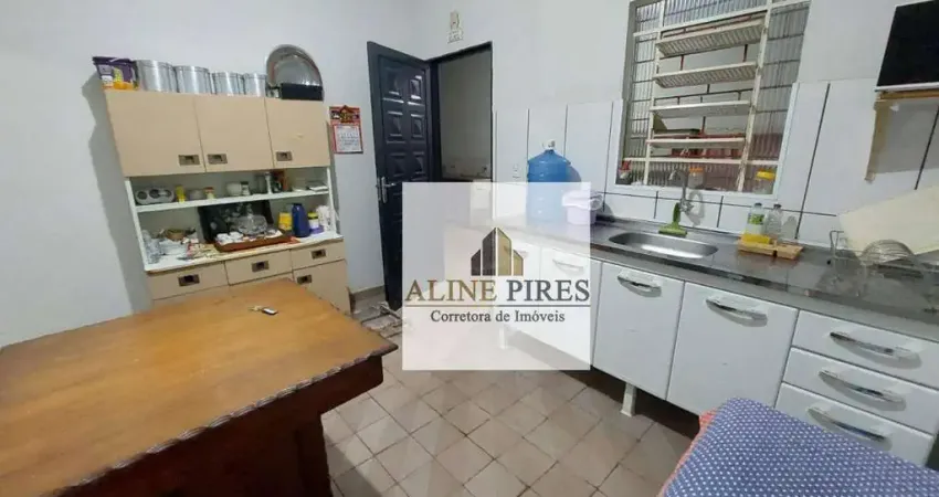 Casa com 2 quartos à venda na Rua Antônio Martins, Vila Estádio, Araçatuba