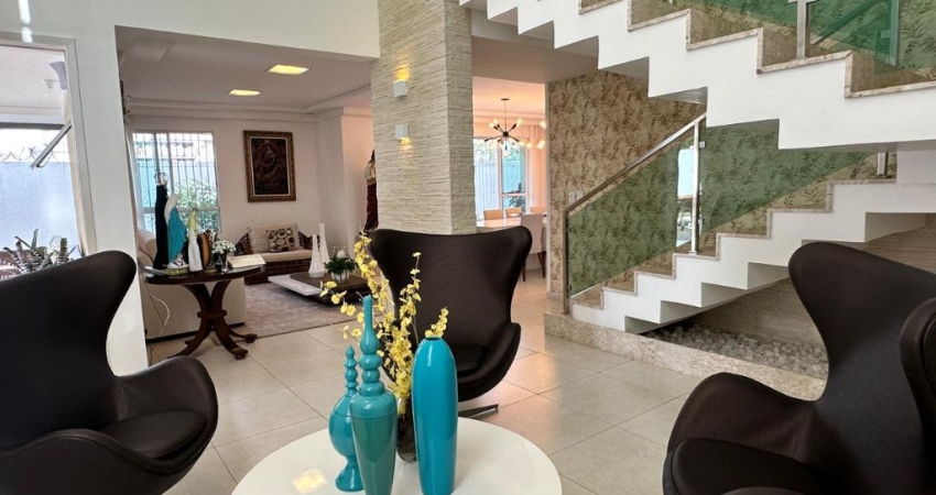 Linda Casa a 400m da praia em Intermares. Um sonho de moradia.