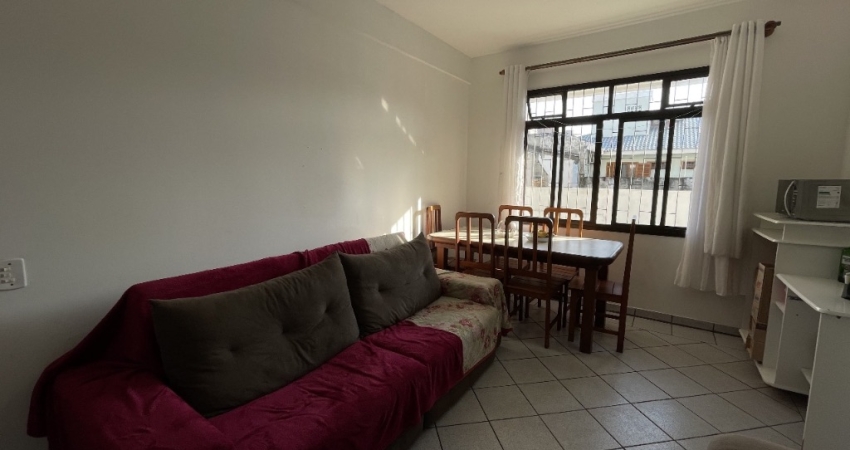 Apartamento térreo Canasvieiras 3 quadras da praia