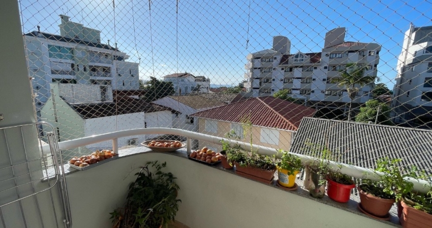Apartamento à 50 metros da praia Canasvieiras