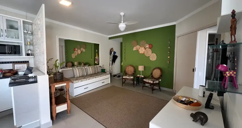 Cobertura lindíssima a venda na praia de canasvieiras pé na areia e mobiliada