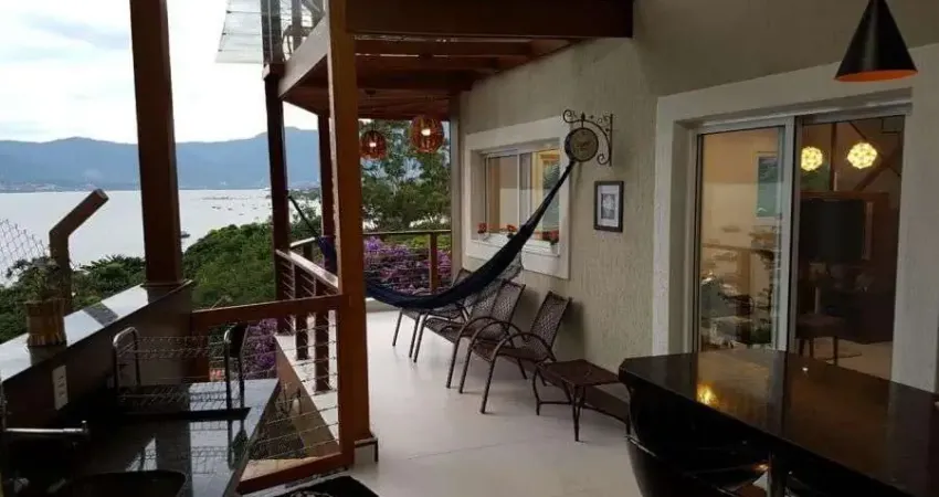 Casa com 3 quartos à venda na Rua Amadeu Dias Filho, 100, São Francisco da Praia, São Sebastião