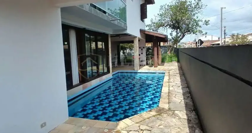 Casa com 4 quartos à venda no Centro, Caraguatatuba 