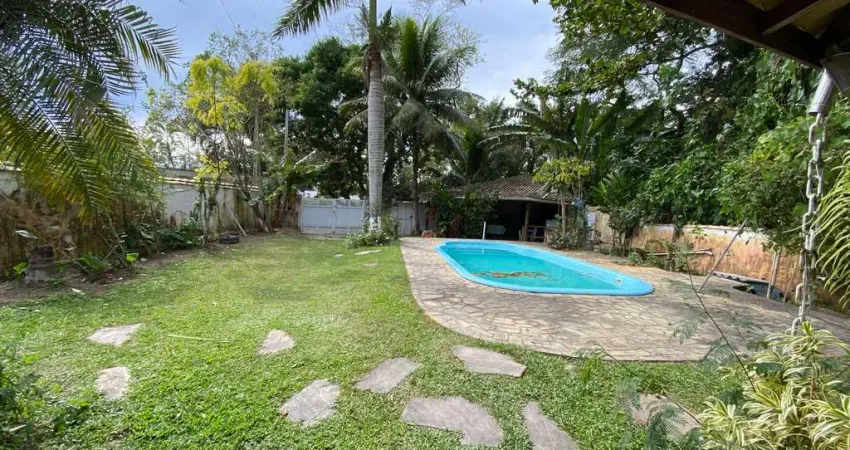 Casa com 4 quartos para alugar no Cigarras, São Sebastião 