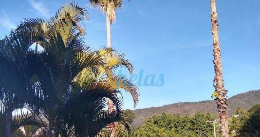 Casa com 4 dormitórios à venda, 560 m² por R$ 2.700.000,00 - Condomínio Osato - Atibaia/SP