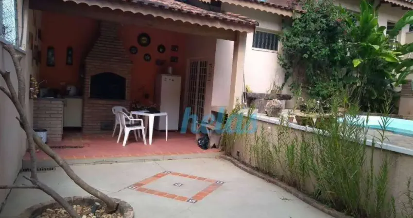 Casa com 3 dormitórios à venda, 230 m² por R$ 1.000.000,00 - Jardim do Lago - Atibaia/SP