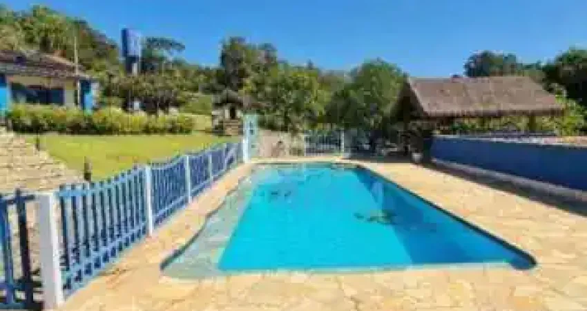 CHÁCARA À VENDA DE POR R$ 2.150.000,00 NO BAIRRO PORTÃO EM ATIBAIA-SP   Terreno 4000 m² Construção 567,05 m²