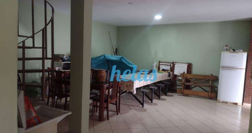 CASA COM 3 DORMITÓRIOS COM 400 m2 POR R$2.500.000,00 NO BAIRRO PARAISO DE IGARATÁ