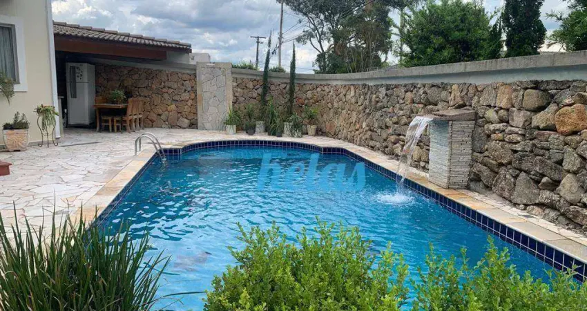 CASA À VENDA COM 3 DORMITÓRIOS, 398 m² POR R$ 1.500.000,00, NO BAIRRO VILA PETRÓPOLIS - ATIBAIA / SP.