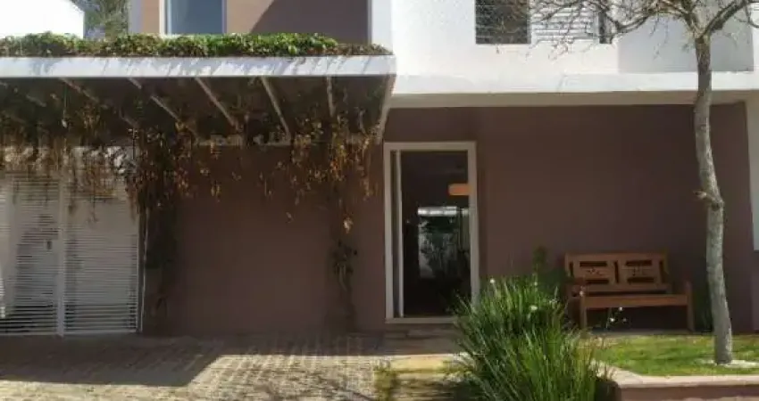 CASA À VENDA COM 150m² , 03 DORMITÓRIOS, 1 SUÍTE  POR R$ 1.100.000,00 EM CONDOMÍNIO FECHADO NA CIDADE DE ATIBAIA -SP