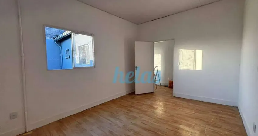 CASA COM 85m² À VENDA POR R$ 599.000,00 OU LOCAÇÃO POR R$ 2.300,00 + (IPTU DE R$ 150,00 ) NO CENTRO - ATIBAIA/SP