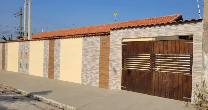 Casa para Venda em Itanhaém, Nova Itanhaém, 2 dormitórios, 1 banheiro, 3 vagas