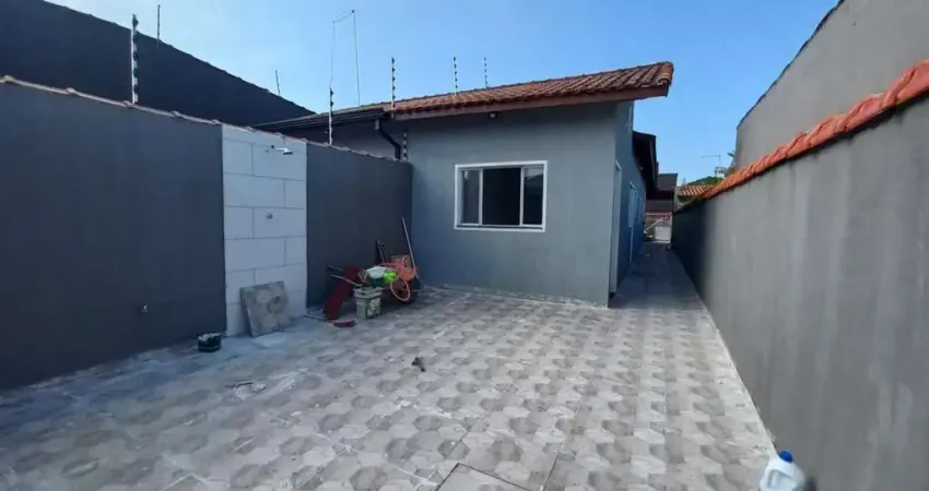 Casa para Venda em Itanhaém, Balneário Gaivota, 2 dormitórios, 1 suíte, 1 banheiro, 2 vagas