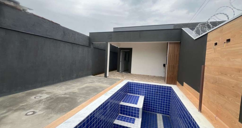 Casa para Venda em Itanhaém, Jardim Grandesp, 2 dormitórios, 1 suíte, 1 banheiro, 3 vagas