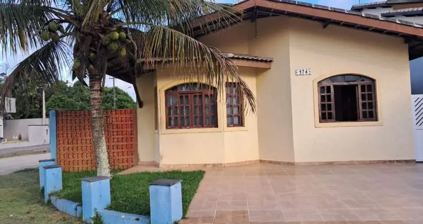 Casa para Venda em Peruíbe, Jardim São Luiz, 3 dormitórios, 1 suíte, 3 banheiros, 4 vagas