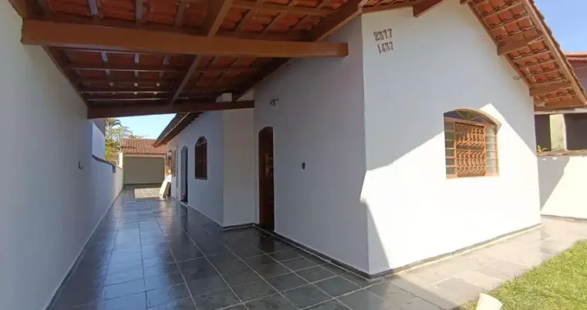 Casa para Venda em Itanhaém, Jardim Jamaica, 2 dormitórios, 1 suíte, 2 banheiros, 2 vagas