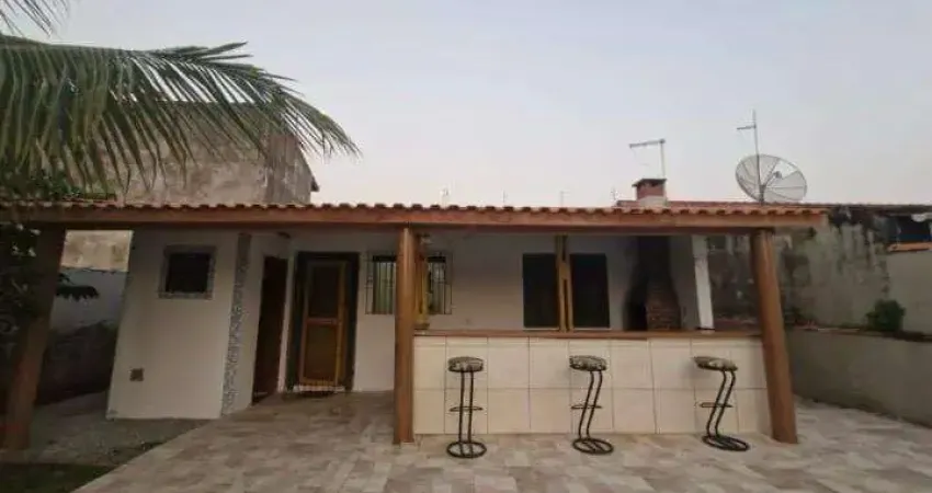 Casa para Venda em Itanhaém, Jardim Grandesp, 1 dormitório, 1 banheiro, 4 vagas