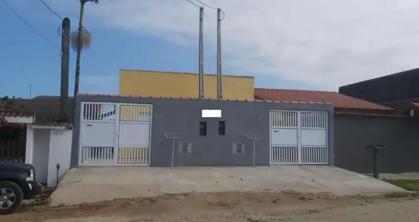 Casa para Venda em Itanhaém, Jardim Regina, 2 dormitórios, 1 suíte, 1 banheiro, 2 vagas