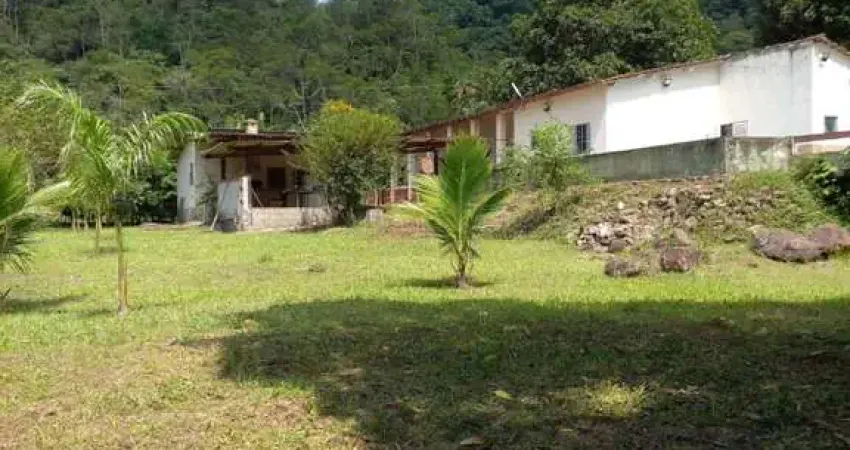 Chácara para Venda em Peruíbe, Vila Peruíbe, 4 dormitórios, 1 suíte, 4 banheiros, 40 vagas