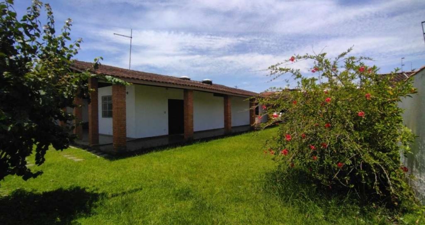 Casa para Venda em Itanhaém, Bopiranga, 4 dormitórios, 1 suíte, 2 banheiros, 6 vagas