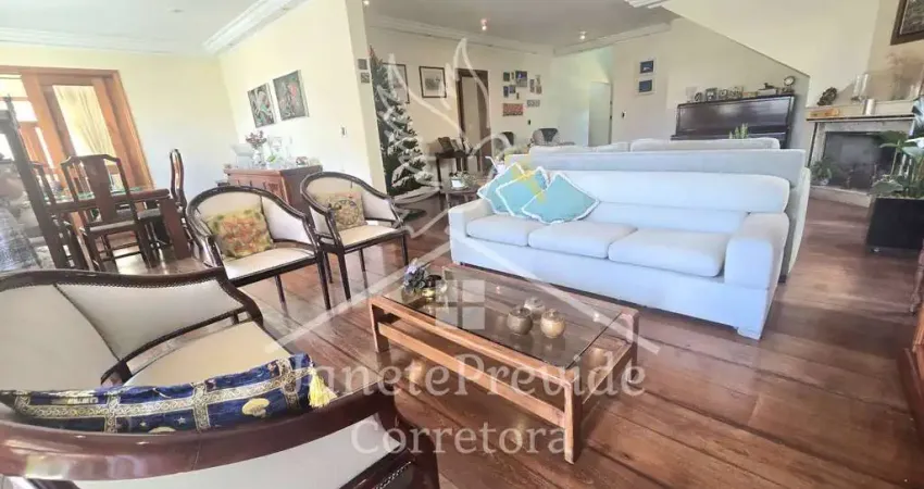 Casa em condomínio fechado com 4 quartos à venda no Alphaville, Santana de Parnaíba