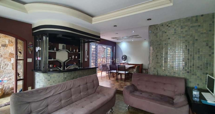 Casa a venda no Jardim São Caetano em Santo André, com 154m².