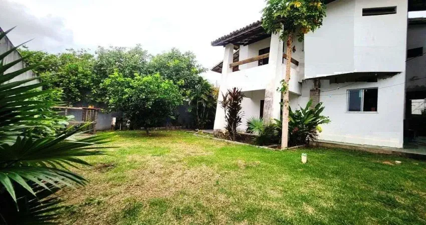 Casa com 4 quartos à venda na Avenida Praia de Itapoan, 853, Vilas do Atlantico, Lauro de Freitas