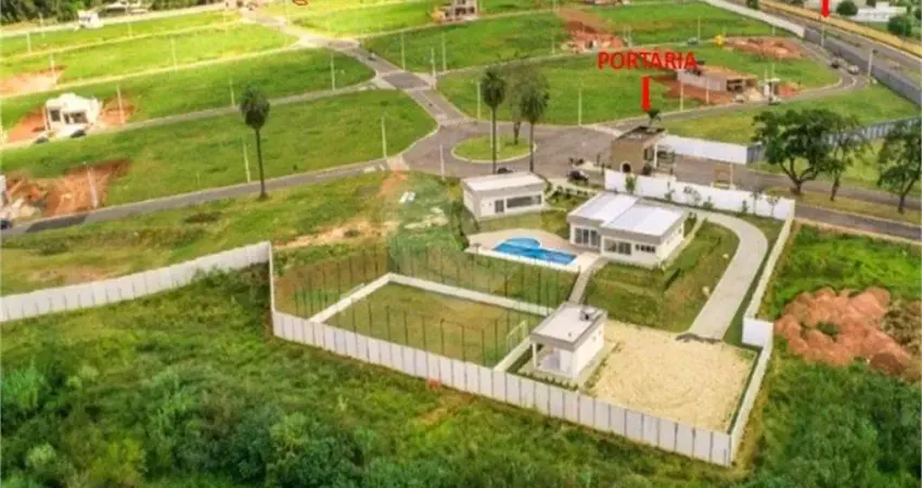 Condomínio à venda em Jardim Piemonte - SP