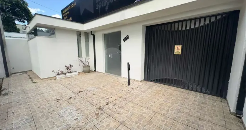 Casa com 3 quartos para locação em Cidade Nova I - SP