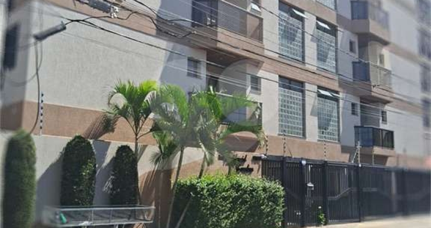 Apartamento com 3 quartos para locação em Centro - SP