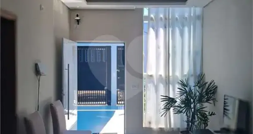 Casa com 2 quartos à venda em Parque Residencial Sabiás - SP