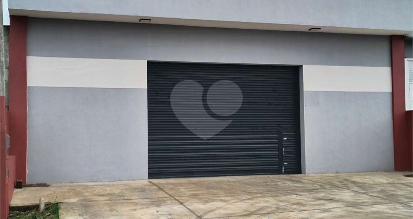 Salão Comercial à venda ou para locação em Jardim Guarujá - SP